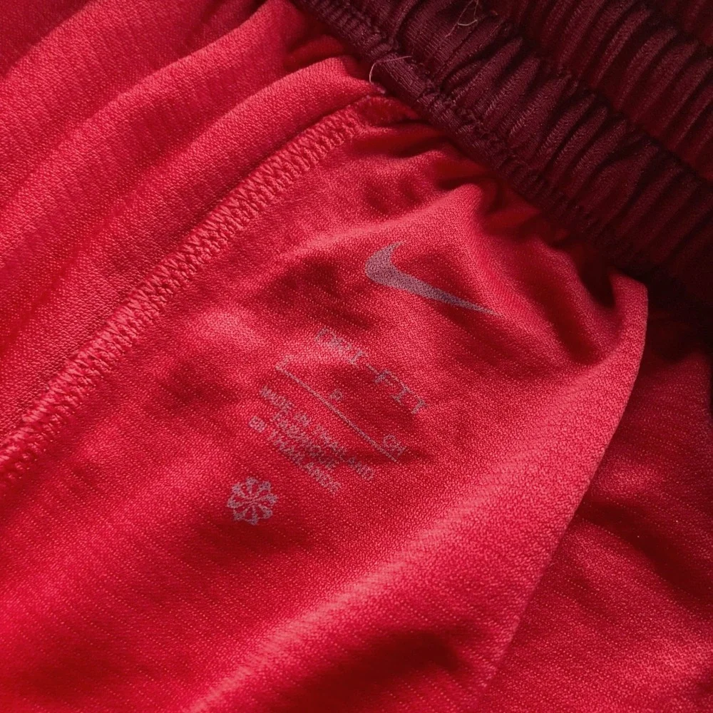 Nike 2000s red